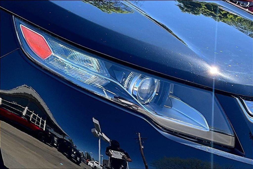 2012 Chevrolet Volt Base