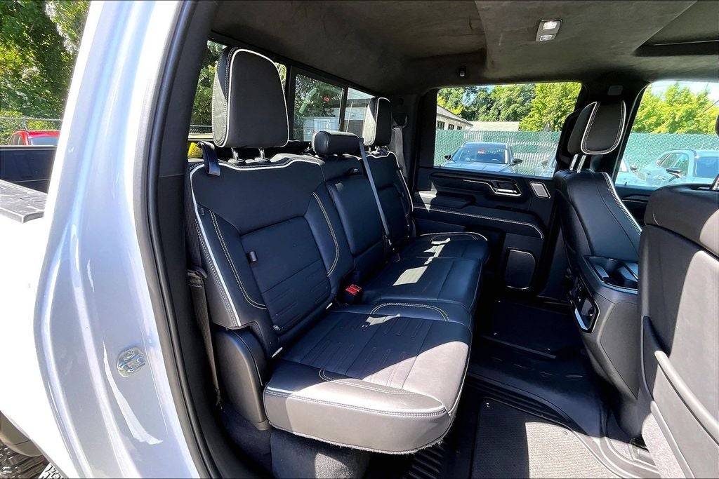 2025 GMC Sierra 2500HD AT4X