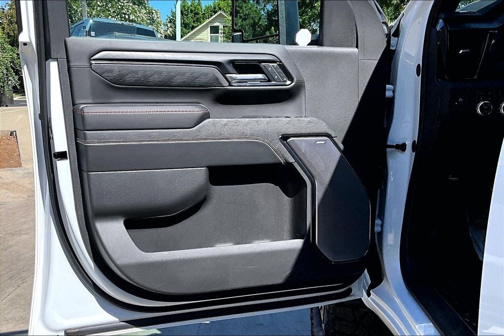 2025 GMC Sierra 2500HD AT4X