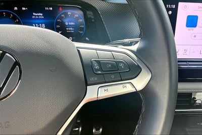 2024 Volkswagen Atlas Cross Sport 2.0T SEL R-Line