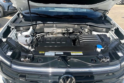 2024 Volkswagen Atlas Cross Sport 2.0T SEL R-Line