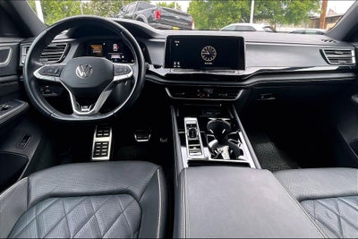2024 Volkswagen Atlas Cross Sport 2.0T SEL Premium R-Line