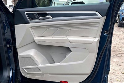 2022 Volkswagen Atlas 3.6L V6 SEL Premium R-Line