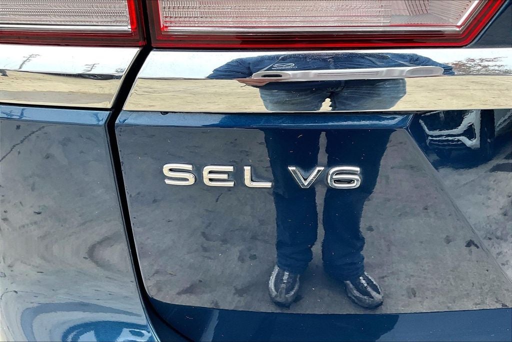 2022 Volkswagen Atlas 3.6L V6 SEL Premium R-Line