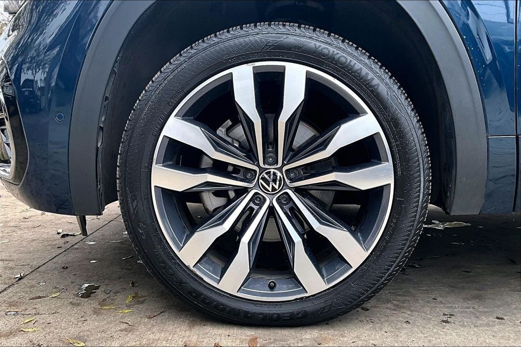 2022 Volkswagen Atlas 3.6L V6 SEL Premium R-Line