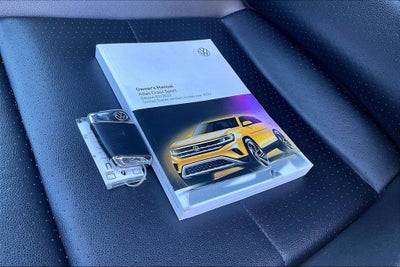 2022 Volkswagen Atlas Cross Sport 2.0T SEL R-Line