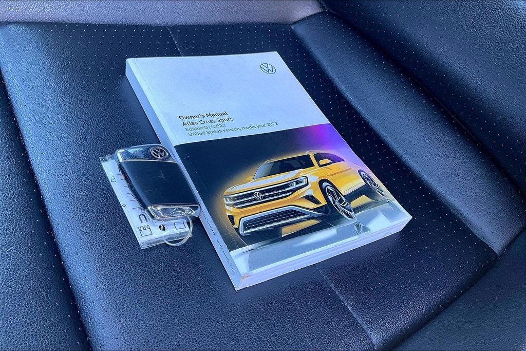 2022 Volkswagen Atlas Cross Sport 2.0T SEL R-Line