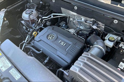 2022 Volkswagen Atlas Cross Sport 2.0T SEL R-Line
