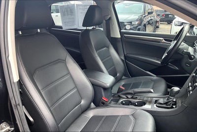 2018 Volkswagen Passat 2.0T SE