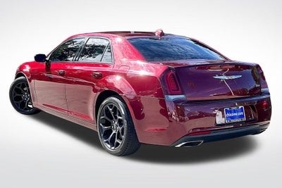 2019 Chrysler 300 Touring