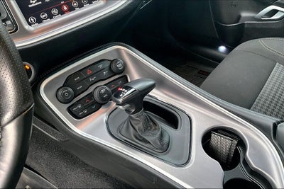 2022 Dodge Challenger SXT