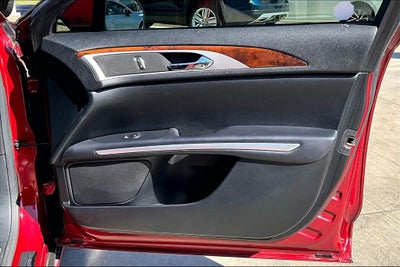 2016 Lincoln MKZ Base