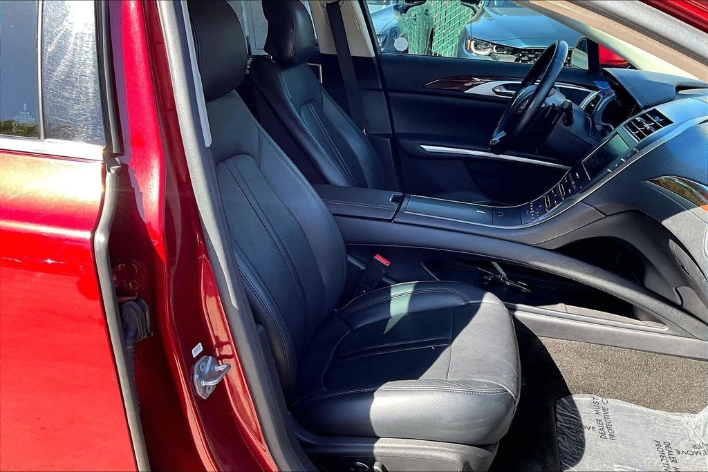 2016 Lincoln MKZ Base