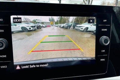 2025 Volkswagen Taos 1.5T SE