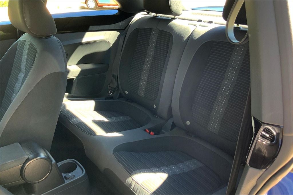 2013 Volkswagen Beetle 2.0 TSi