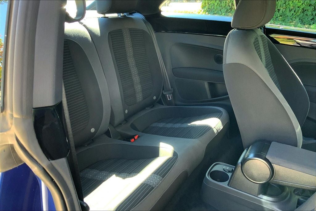 2013 Volkswagen Beetle 2.0 TSi