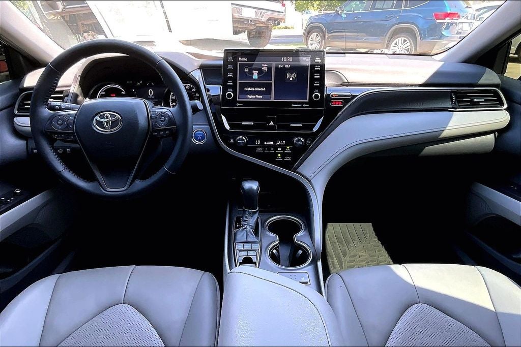 2023 Toyota Camry Hybrid XSE