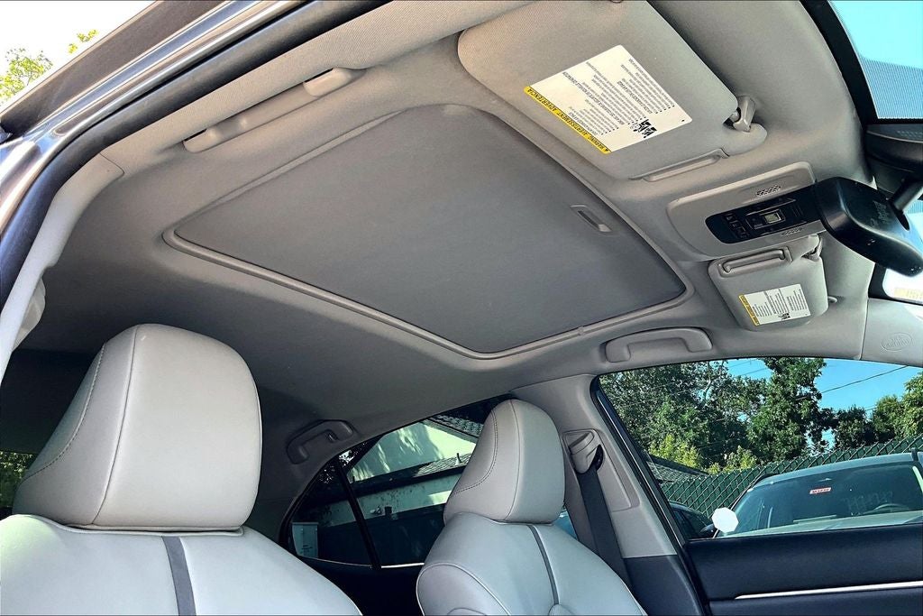 2023 Toyota Camry Hybrid XSE