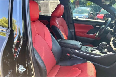 2023 Toyota Highlander XSE