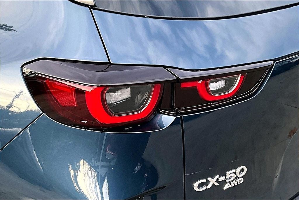 2026 Mazda Mazda CX-50 Hybrid Premium AWD