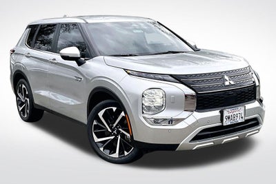 2024 Mitsubishi Outlander PHEV SE
