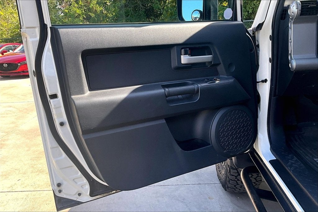 2011 Toyota FJ Cruiser Base