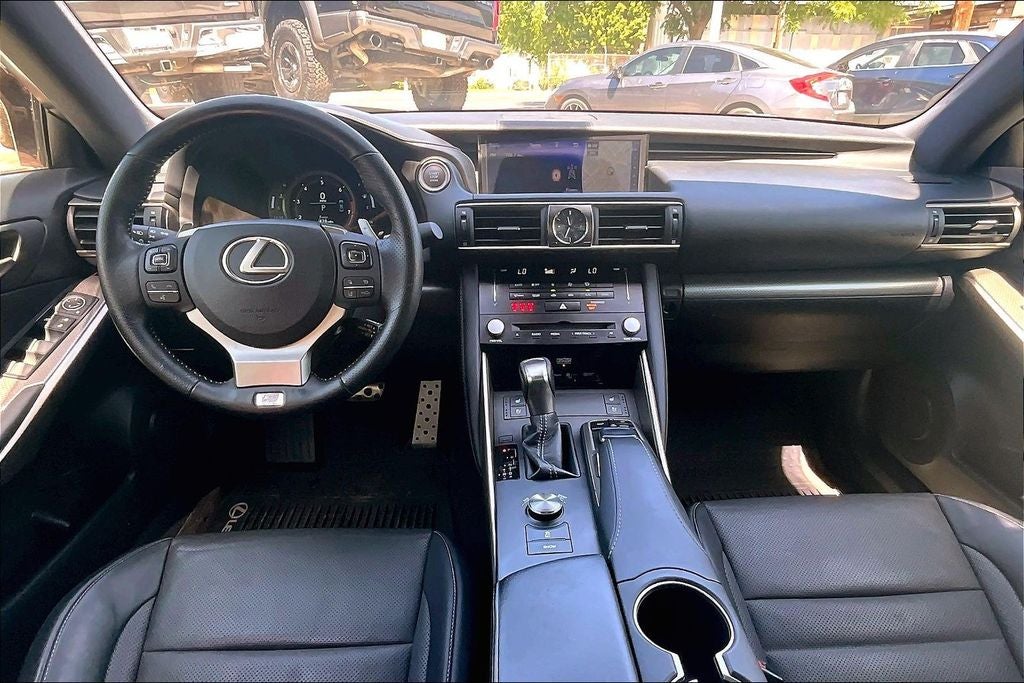 2017 Lexus IS 350