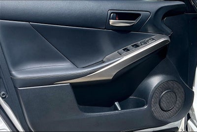 2017 Lexus IS 350