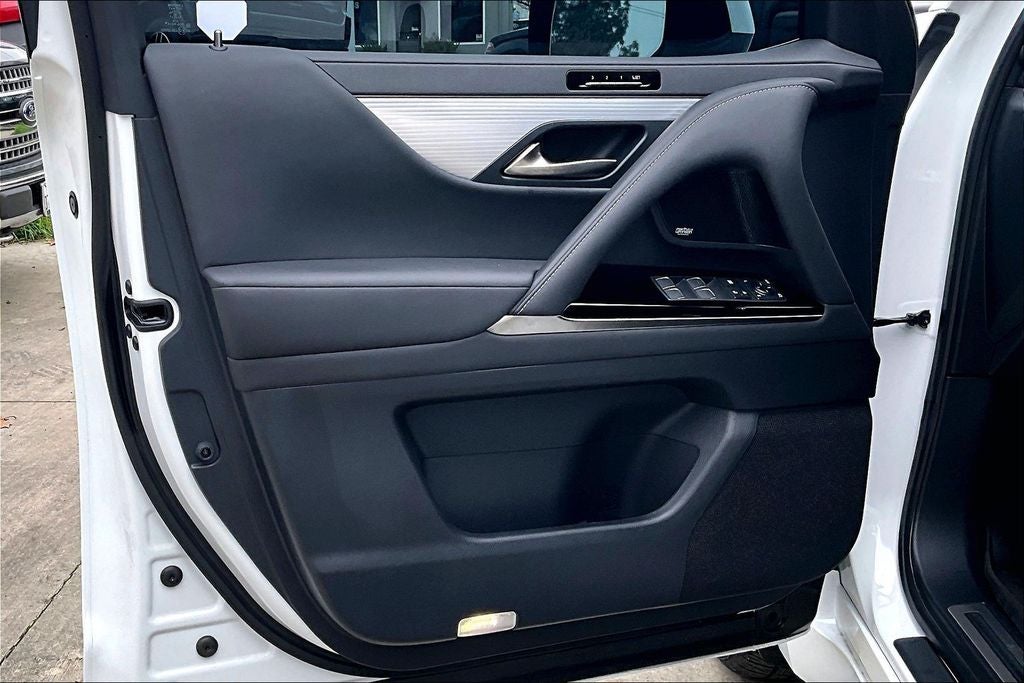 2024 Lexus LX 600 F SPORT