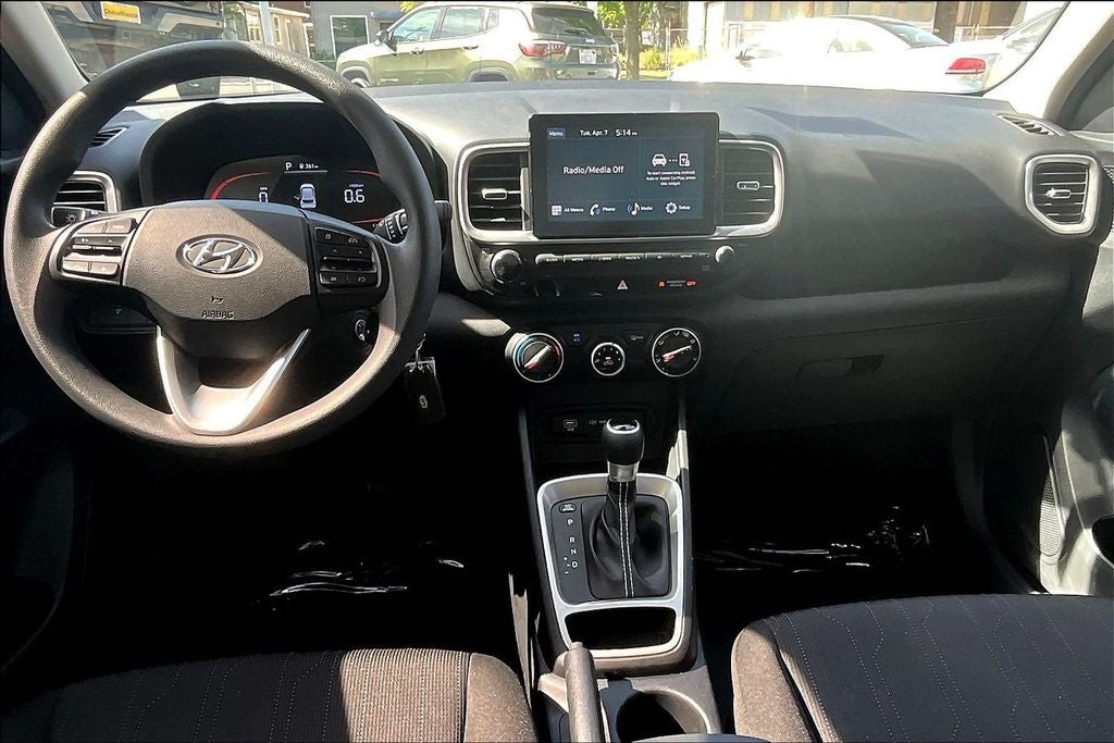 2024 Hyundai Venue SE