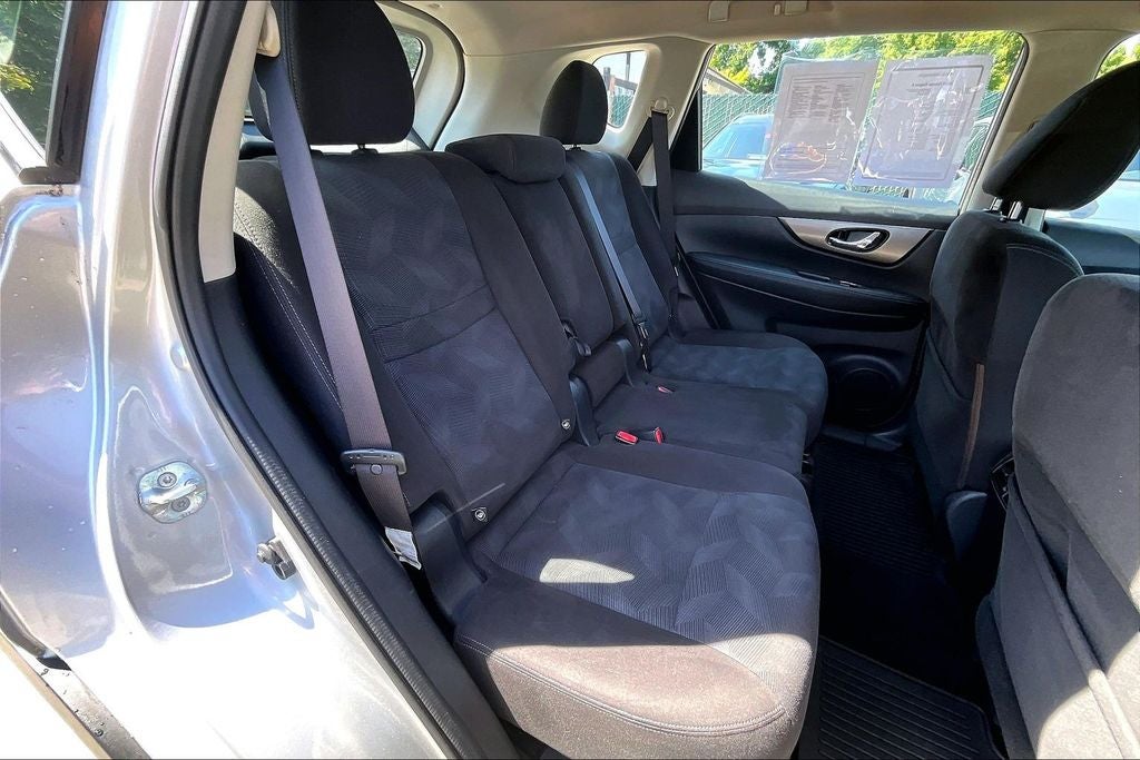 2015 Nissan Rogue S