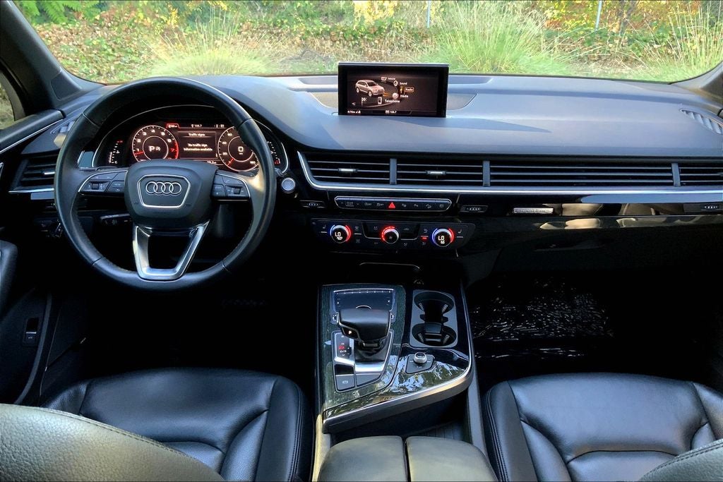 2019 Audi Q7 55 Premium Plus quattro