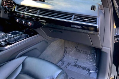 2019 Audi Q7 55 Premium Plus quattro