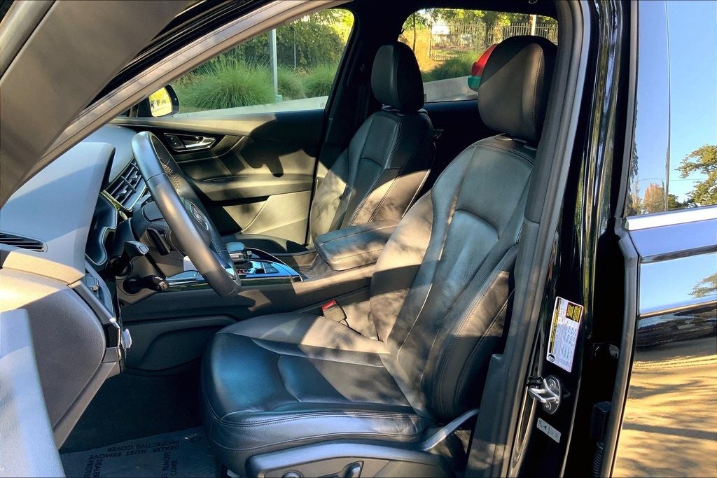 2019 Audi Q7 55 Premium Plus quattro