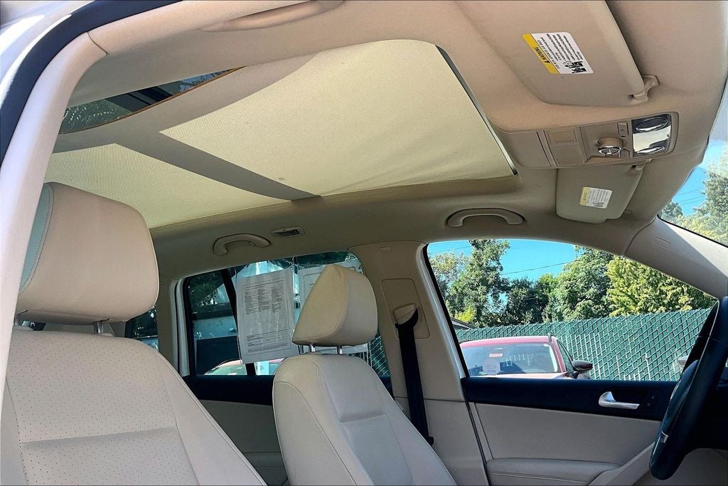 2013 Volkswagen Tiguan SE 4Motion