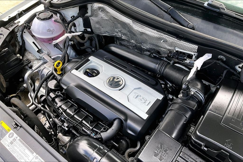 2017 Volkswagen Tiguan Limited 2.0T 4Motion
