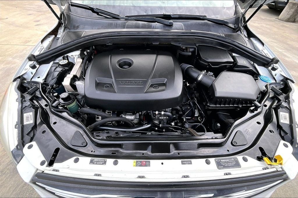 2016 Volvo XC60 T5 Drive-E Premier