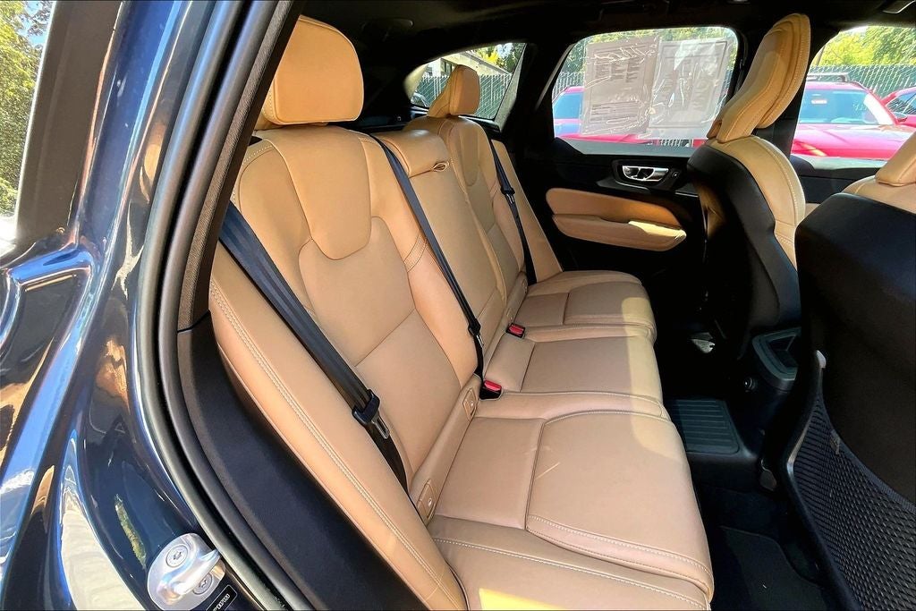 2023 Volvo XC60 Recharge Plug-In Hybrid Ultimate