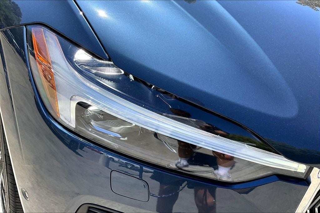 2023 Volvo XC60 Recharge Plug-In Hybrid Ultimate